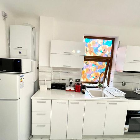 White Studio Bukarest Eksteriør billede