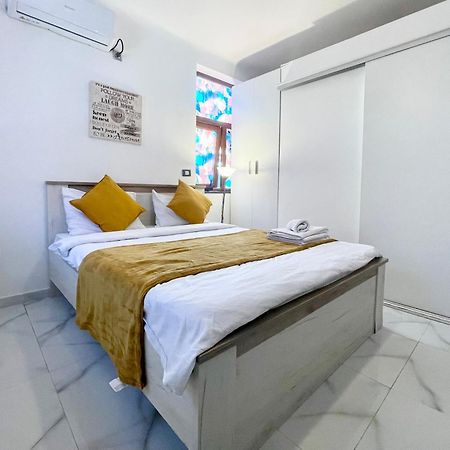 White Studio Bukarest Eksteriør billede
